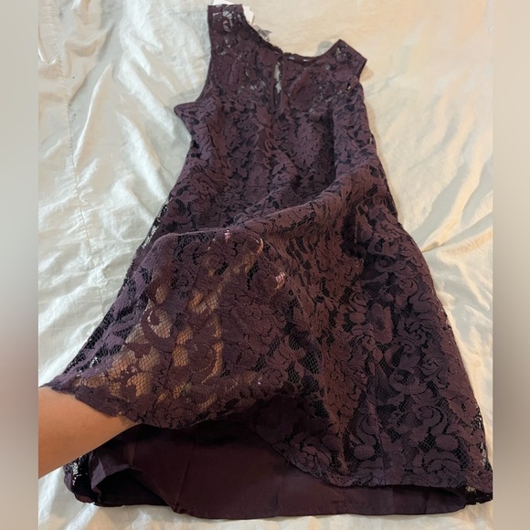 BB Dakota Dark Lace Overlay Dress - Picture 6 of 7